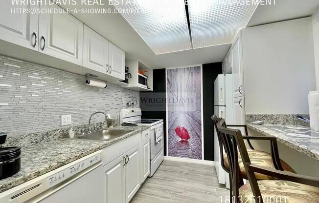 6342 NEWTOWN CIR