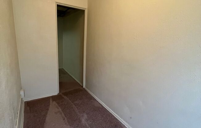 Studio, 1 bath, 352 sqft, $625