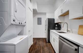 Studio, 1 bath, $1,250, Unit 603