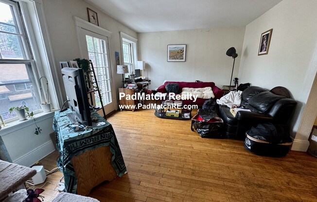 106 STRATHMORE RD