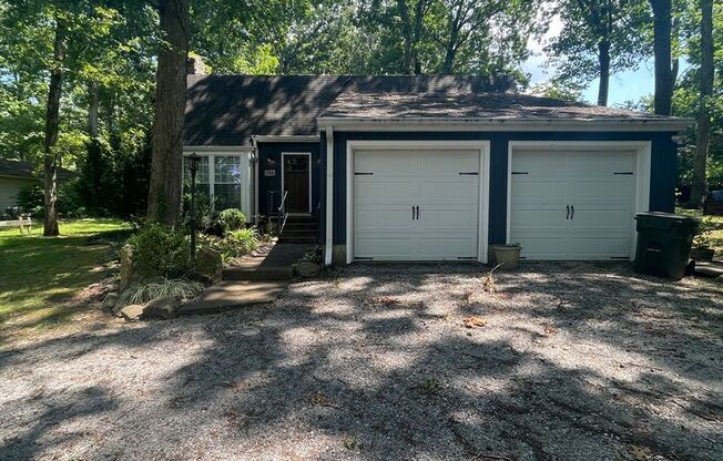 3 bedroom / 2 bath house on Signal Mountain