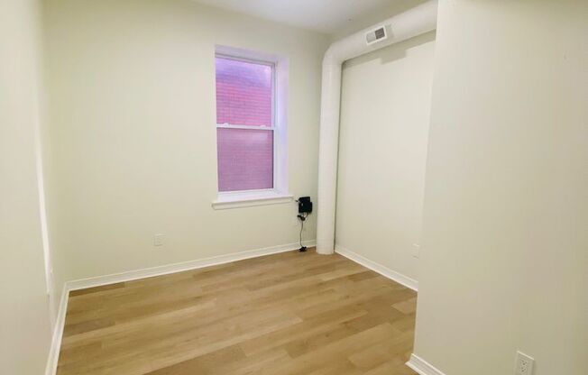 2 beds, 1 bath, 750 sqft, $1,495, Unit 1420-B