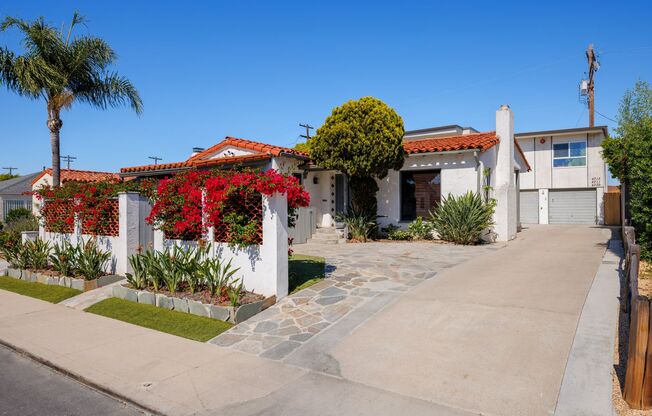Charming Spanish-Style Craftsman 2bd/2ba Home in the Heart of the College Area