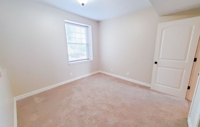 1 bed, 1 bath, 650 sqft, $1,095, Unit 601 - Unit 102 A650