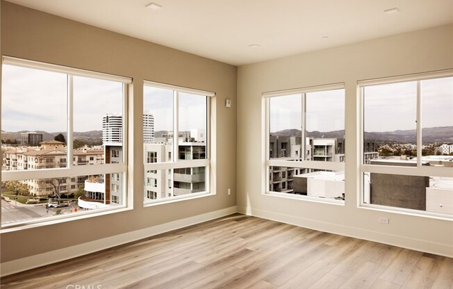 2 beds, 2 baths, 1,106 sqft, $4,395, Unit 439