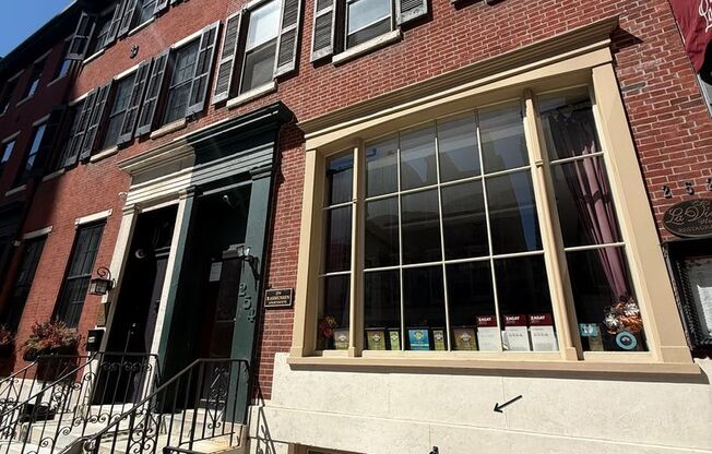 Rittenhouse Apartments