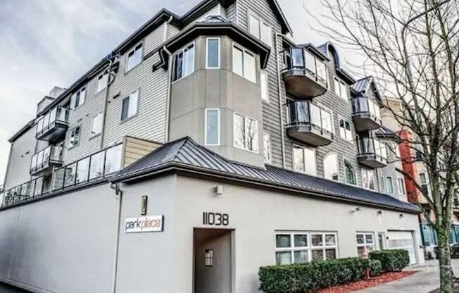 2 beds, 2 baths, 870 sqft, $1,895, Unit 603