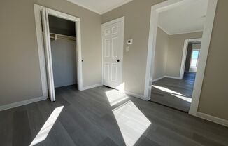 3 beds, 1 bath, $1,595, Unit Apartment 2