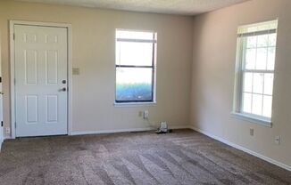 2 beds, 1 bath, $795