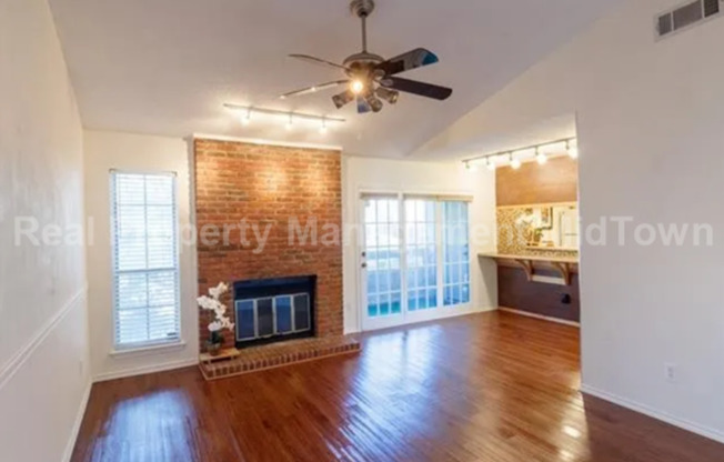 Charming 1-Bedroom, 1-Bathroom Apartment in Arlington, TX