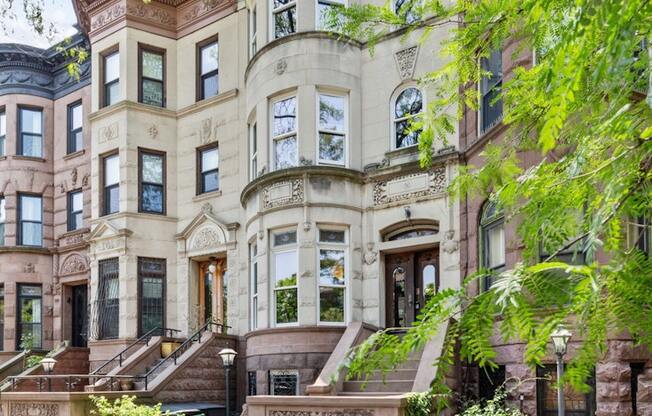 386 STUYVESANT AVE