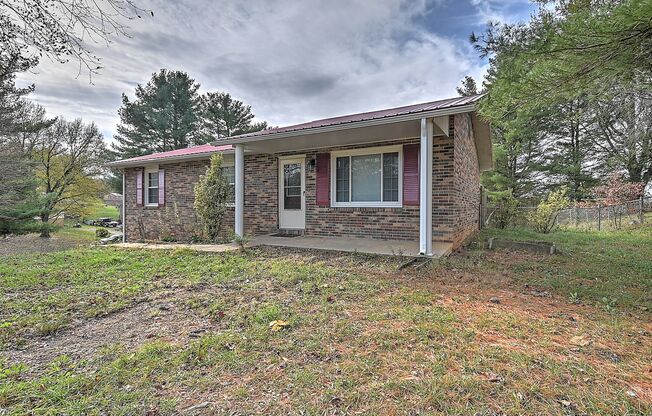 103 Clovercroft Dr., Jonesborough, TN