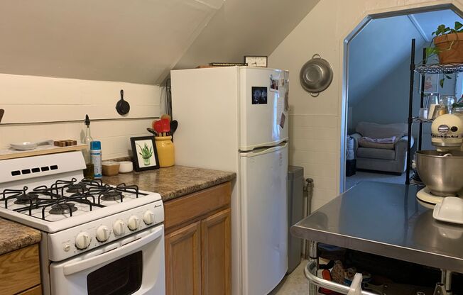 1 bed, 1 bath, 650 sqft, $1,500, Unit 6