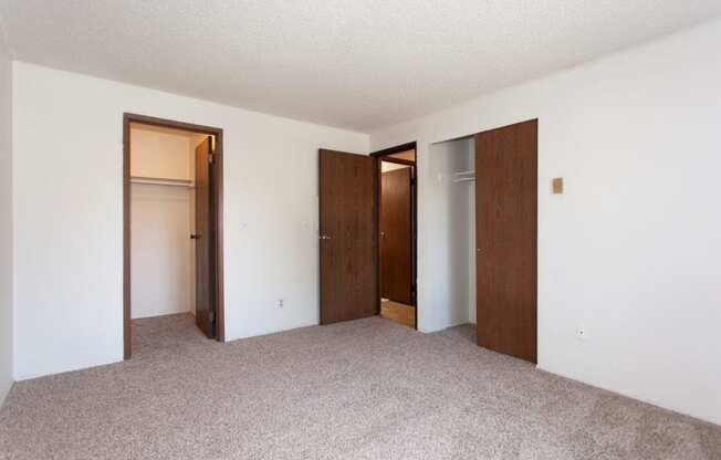 Arborpointe Apartments Bedroom with Walk-In Closet