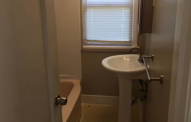 1 bed, 1 bath, $1,395, Unit 1501