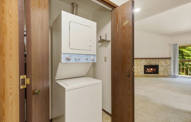 1 bed, 1 bath, 700 sqft, $1,645, Unit 35