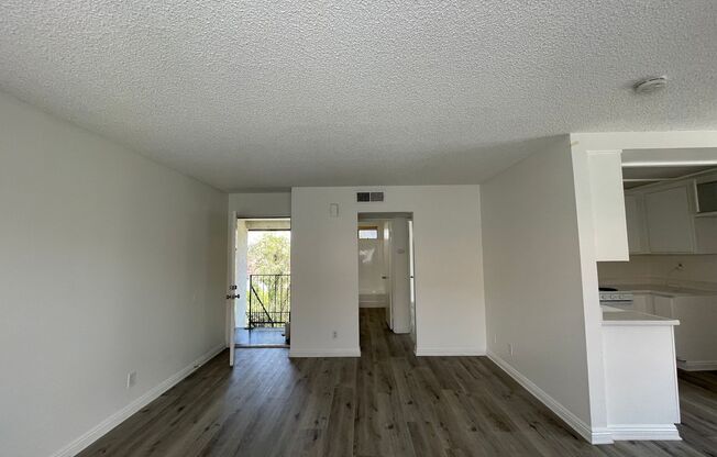 Citrus Ave - 810 - BLUE