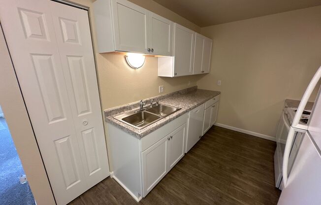 1 bed, 1 bath, 550 sqft, $699.99