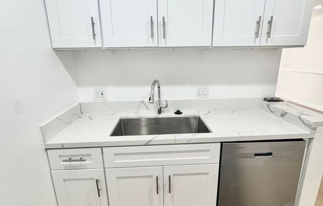 1 bed, 1 bath, 750 sqft, $2,150, Unit 204