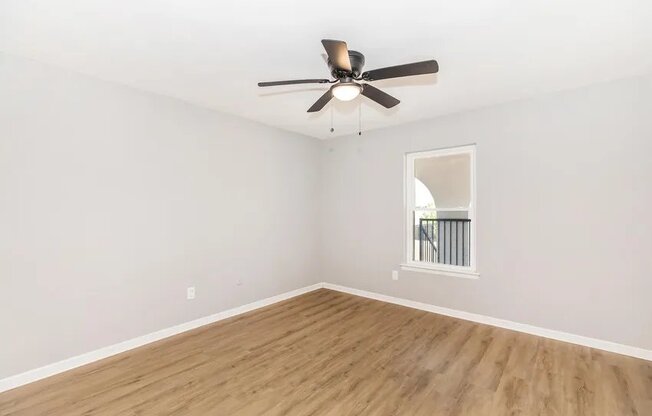 301 TRI CITY BCH DR