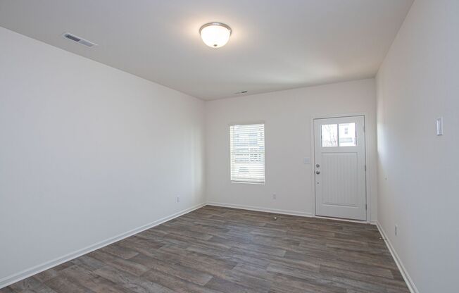 BEAUTIFUL 3BD/2.5BTH Townhome - Belmont - NOVEMBER MOVE-IN