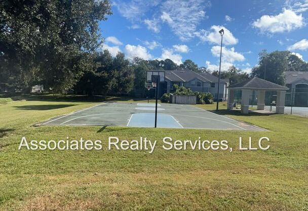 1 bed, 1 bath, $925, Unit Unit 1014