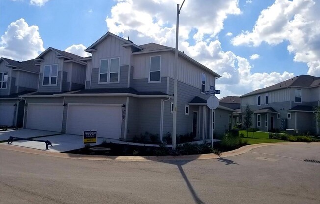 1614 ROSEBURG DR