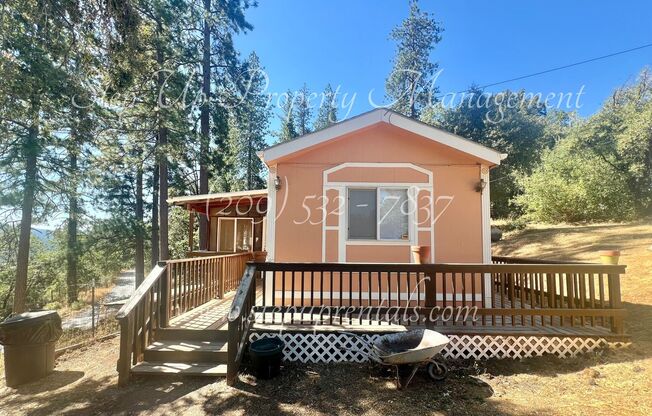 Charming 2-Bedroom Home in Ponderosa Hills with Serene Surroundings!