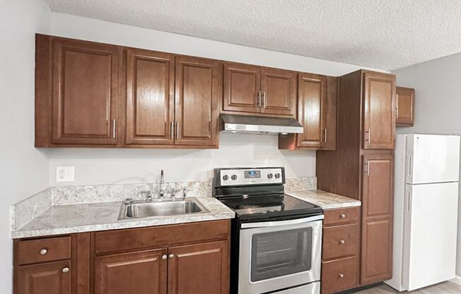 1 bed, 1 bath, 610 sqft, $1,100, Unit 72
