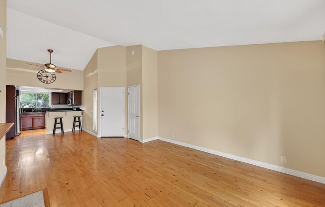 Gated Lake Forest Condo | Pool, Spa, Washer/Dryer & 3 Parking Spaces