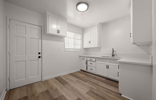 4026-4050 West Blvd.