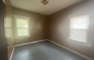 2 beds, 1 bath, $950, Unit Unit 1 - Lower