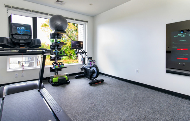 3 beds, 2 baths, 1,310 sqft, $4,400, Unit Unit 213