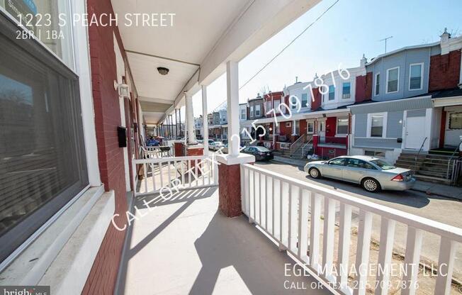1223 S PEACH ST