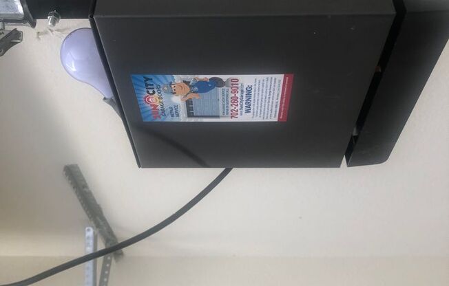 1 bed, 1 bath, 766 sqft, $1,399, Unit Sunridge Heights Pkwy. #1914