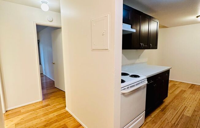 2 beds, 1 bath, 619 sqft, $1,795, Unit 204