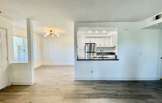 Fully Remodeled 3 Bed 2 Bath East lake