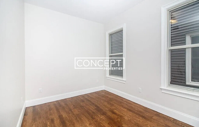 251 LEXINGTON ST