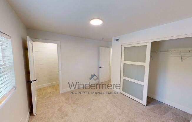 2 beds, 1 bath, 990 sqft, $1,800, Unit 203