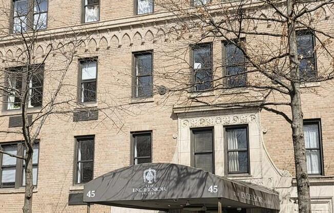 1 bed, 1 bath, $5,500, Unit 10I