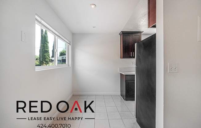 1303 W 25 ST