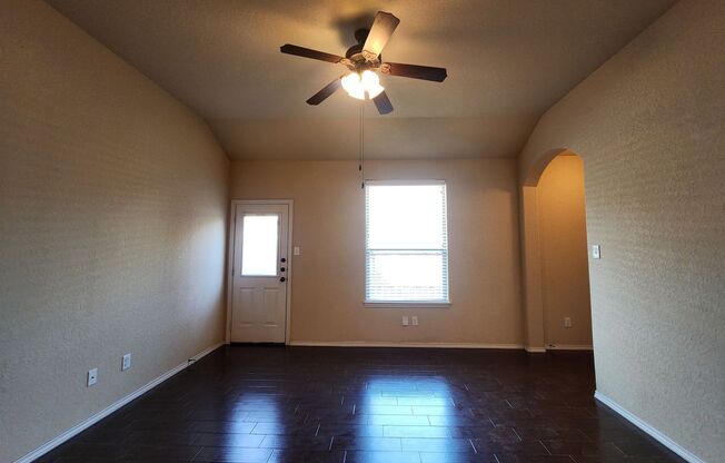 3 beds, 2 baths, $1,495