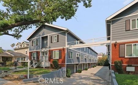 76 N SIERRA BONITA AVE