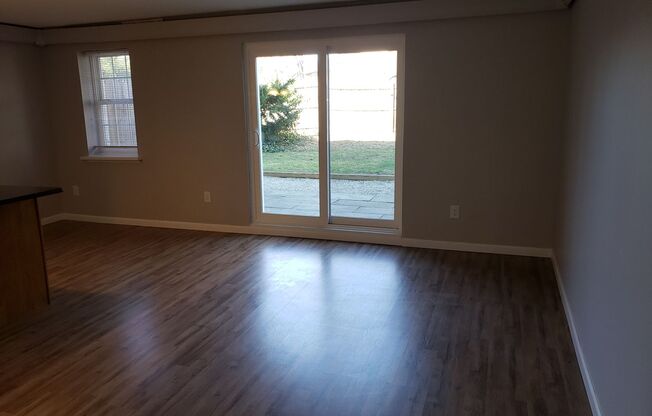 Studio, 1 bath, $1,350, Unit LL - 005