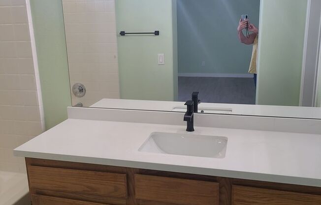 3 BDRM 2.5 BATH GATED TOWNHOME