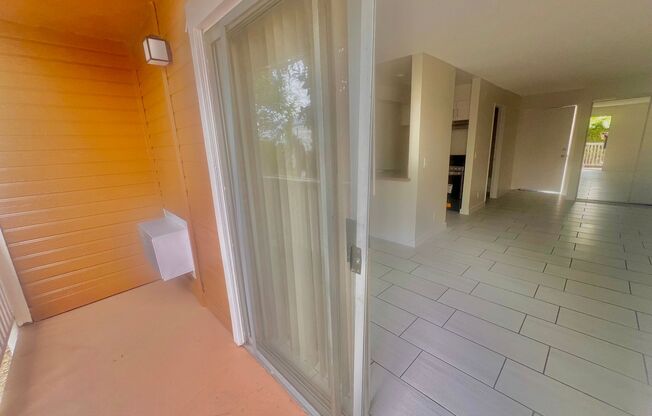 Las Palmas Apartments