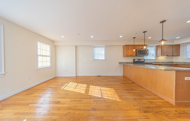 1012 Chestnut St.