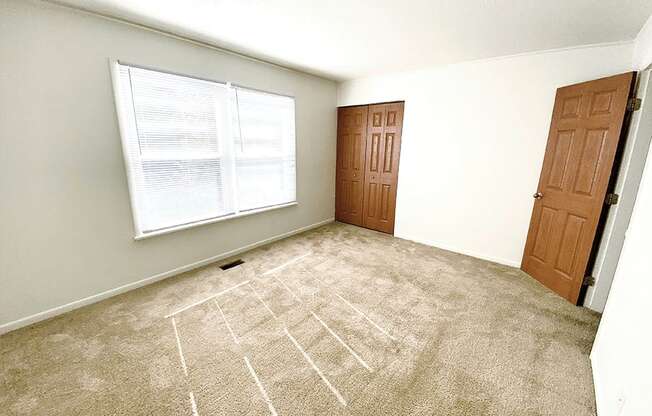 large one bedroom apartment in Grand Rapids, MI