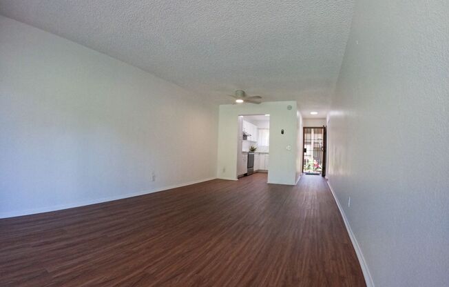 Waiau - 2 bedroom/2 bathroom townhouse with 1 assigned parking