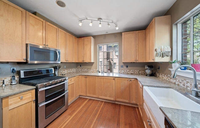 56 W BLVD RD
